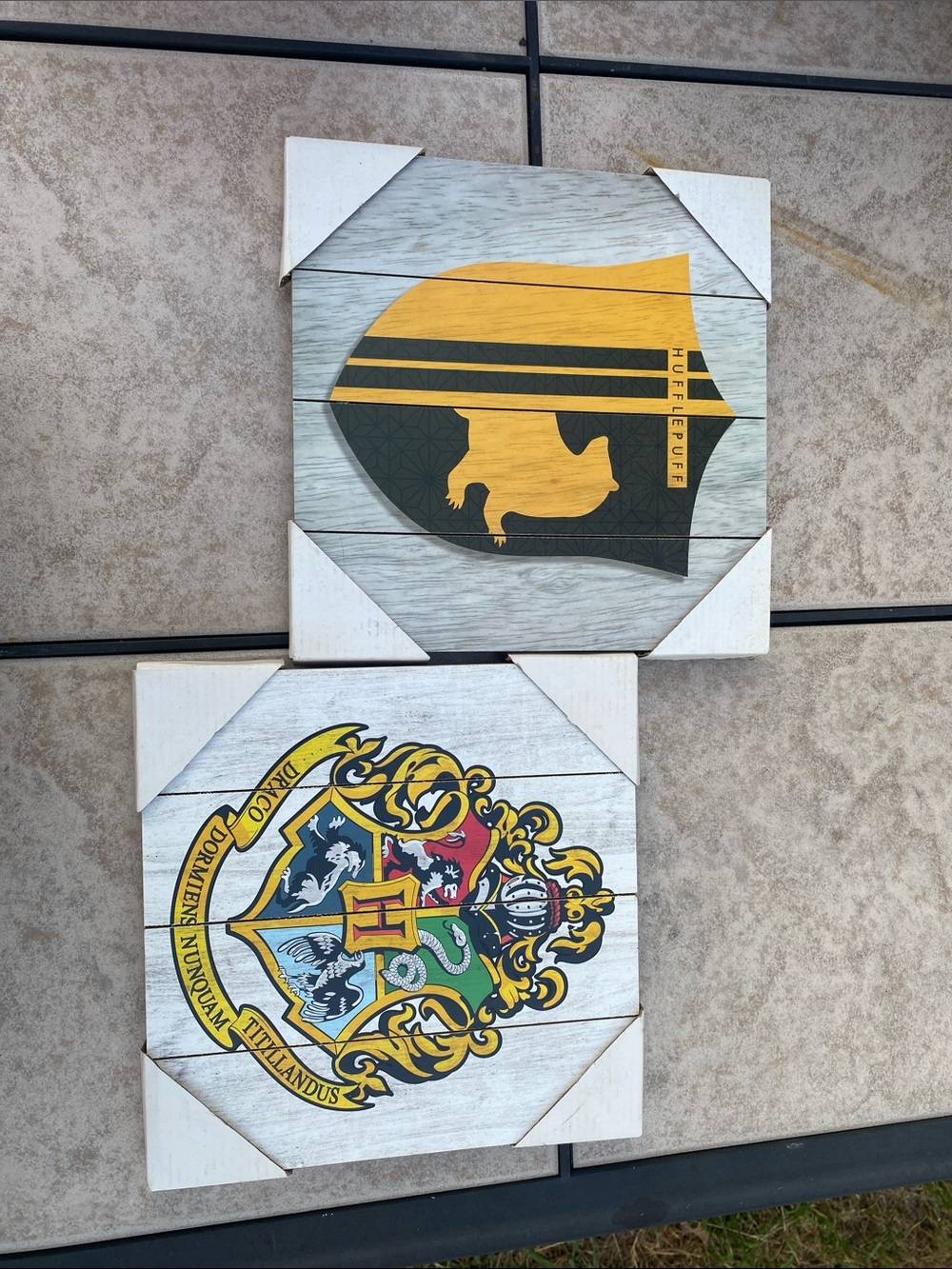NOS Harry Potter Hufflepuff and Hogwarts School Crest 2019 Wooden Wall Art 10x10